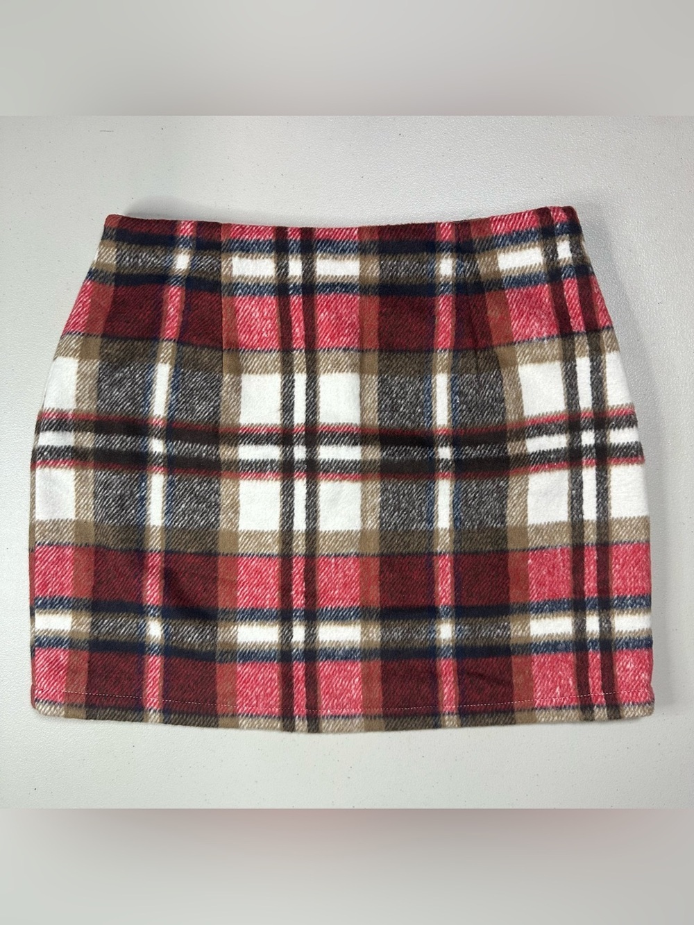 Women’s Plaid Tweed Mini Skirt Medium Red Cream Wool Blend Lined NWT Classic - Picture 2 of 5